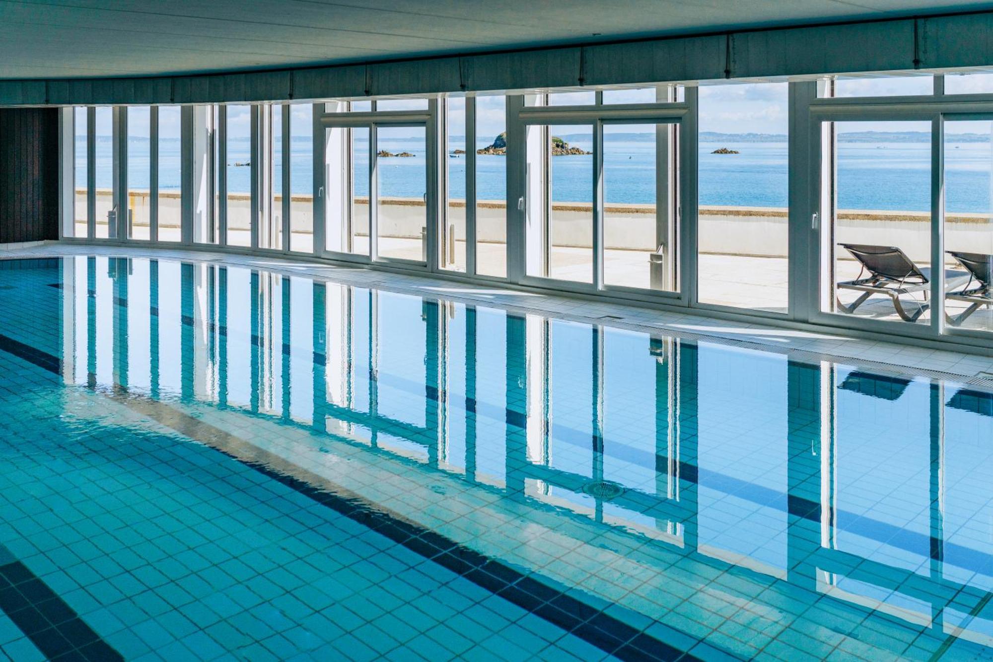 Hotel Valdys Thalasso & Spa - La Baie Дуарнене Екстериор снимка