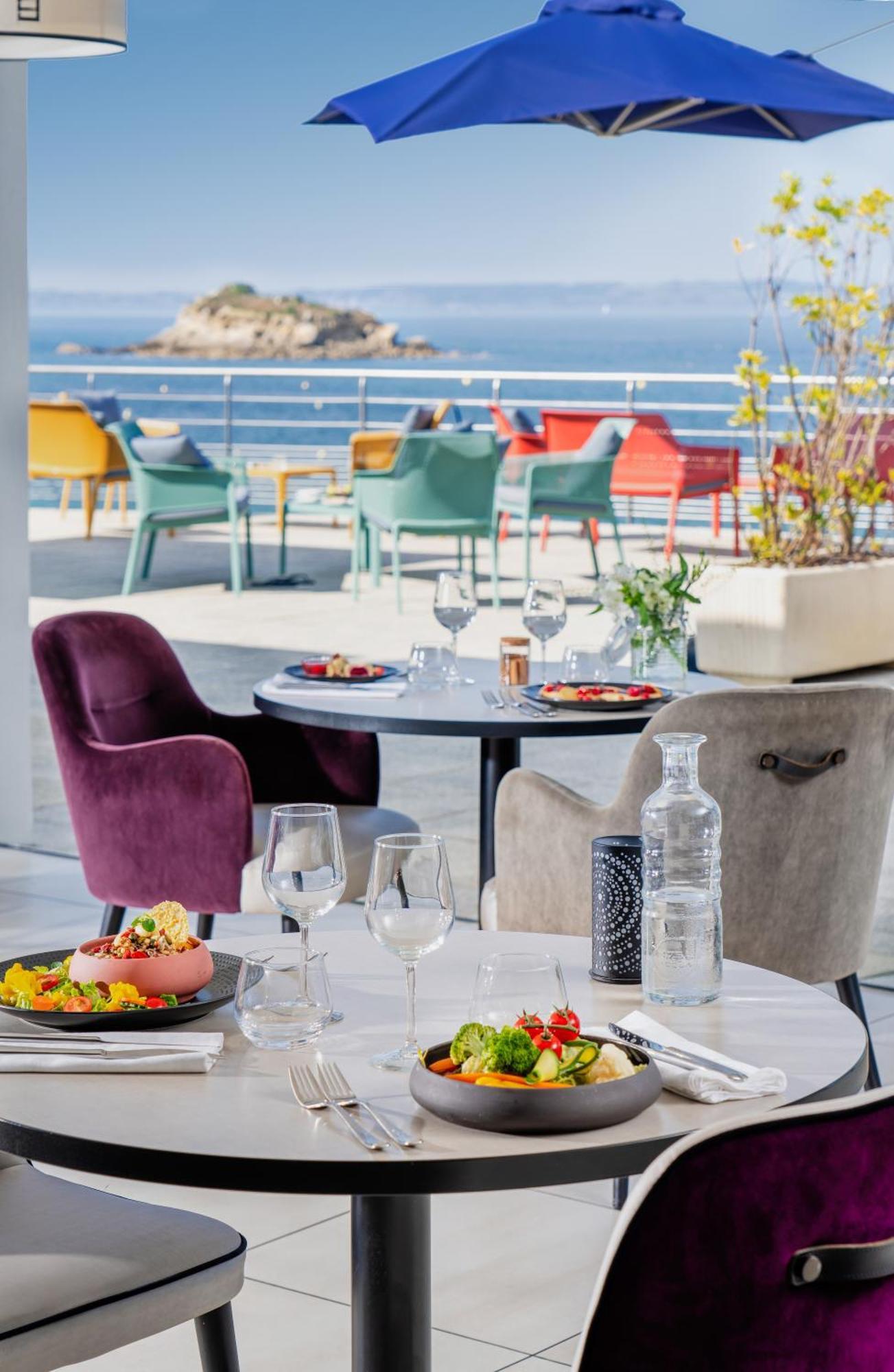 Hotel Valdys Thalasso & Spa - La Baie Дуарнене Екстериор снимка