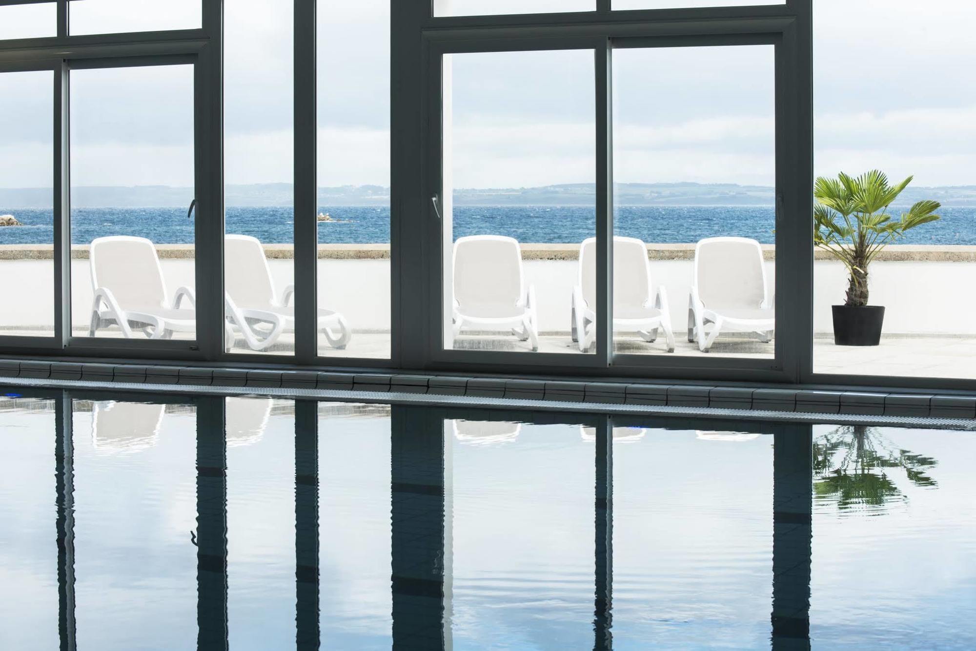 Hotel Valdys Thalasso & Spa - La Baie Дуарнене Екстериор снимка